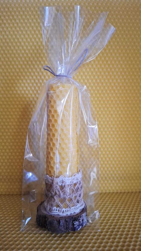 Vidējā vaska svece